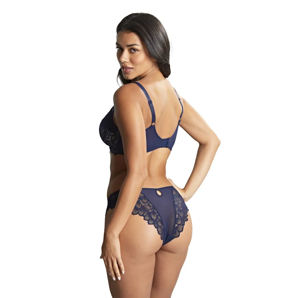 Panache Allure navy figi