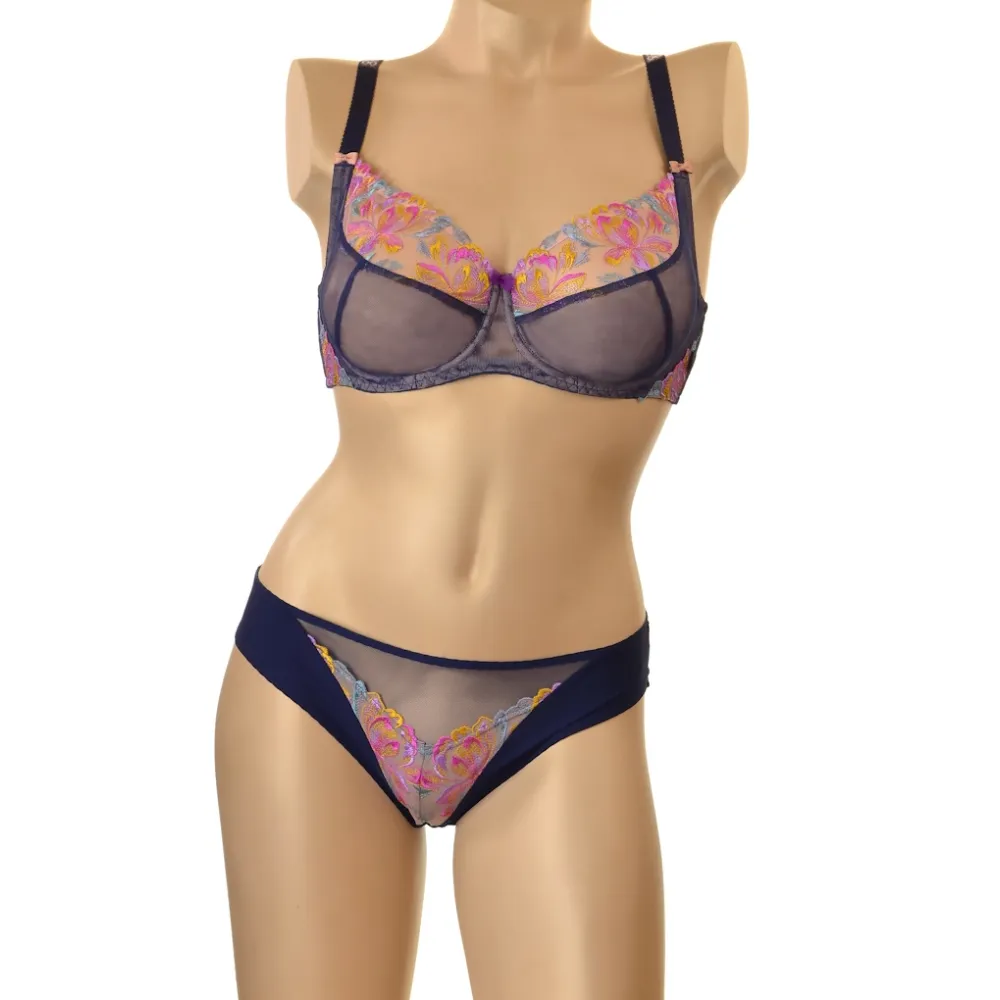 Dalia Joy navy figi klasyczne