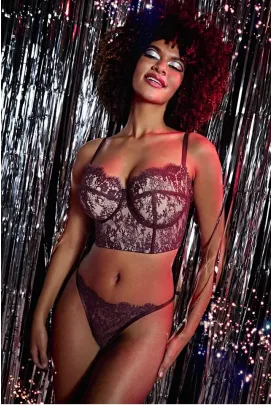 Panache Carmen mulberry gorset padded