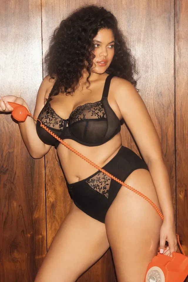Elomi Zarla black figi high leg