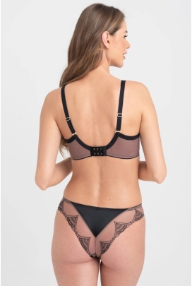 Samanta Pepper M300 tattoo figi tanga