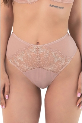 Dalia Daria stringi latte