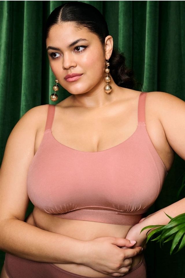 Elomi Downtime ash rose bralette soft biustonosz bezfiszbinowy