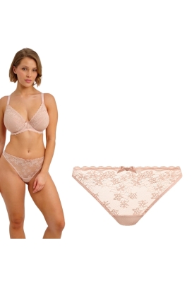 Freya Quinn cameo figi brazyliany