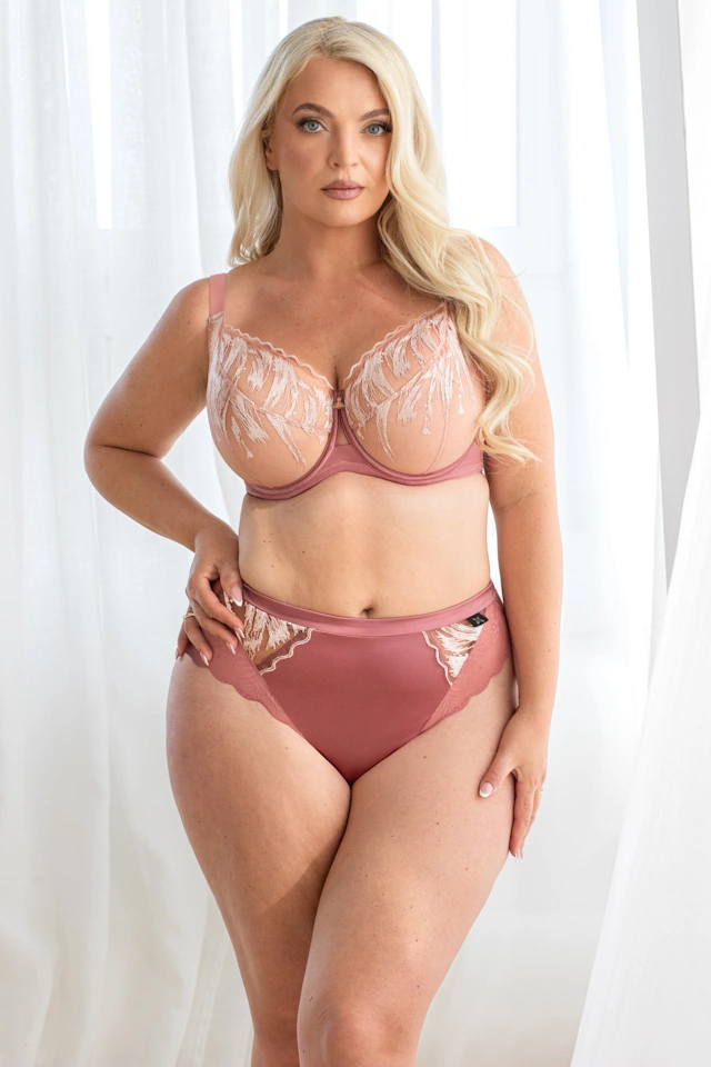 KrisLine Lisa powderpink figi klasyczne